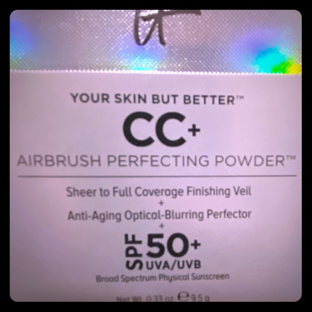 It Cosmetics Hour Skin But Better CC+ Powder